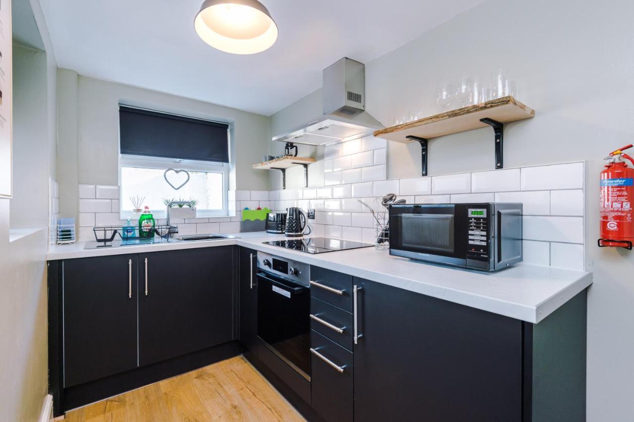 Cornwall House Chester Bagian luar foto