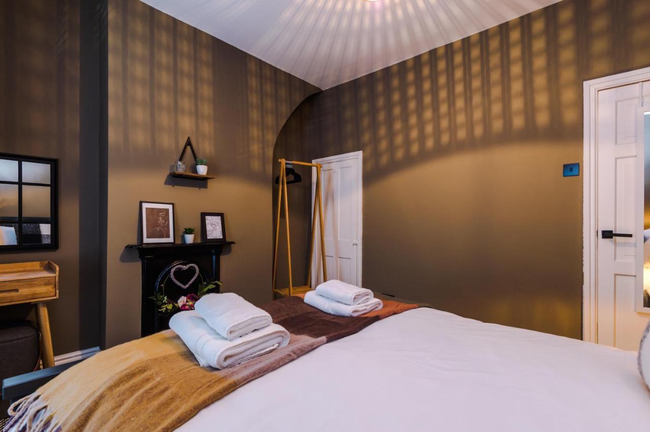 Cornwall House Chester Bagian luar foto