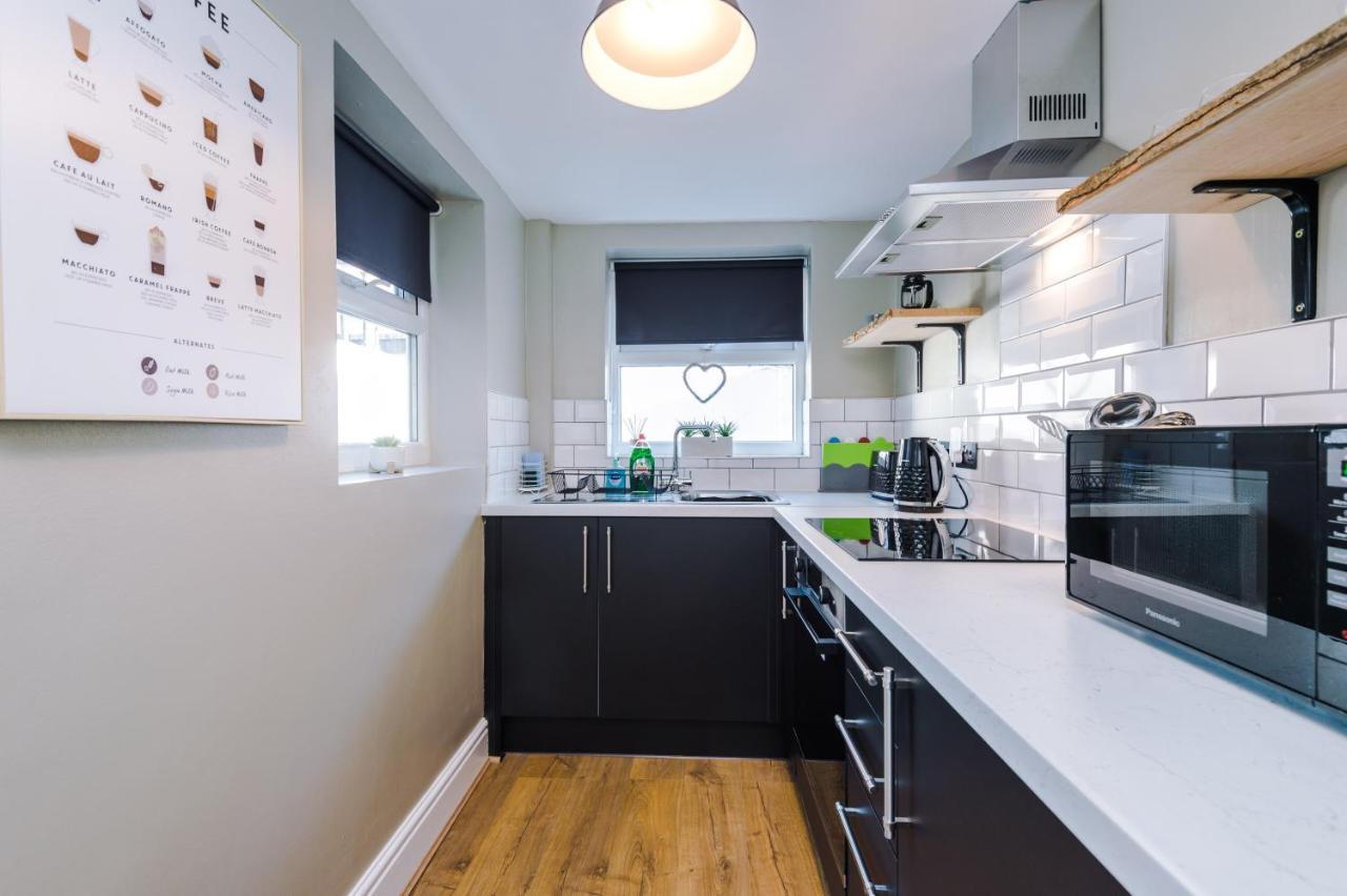 Cornwall House Chester Bagian luar foto