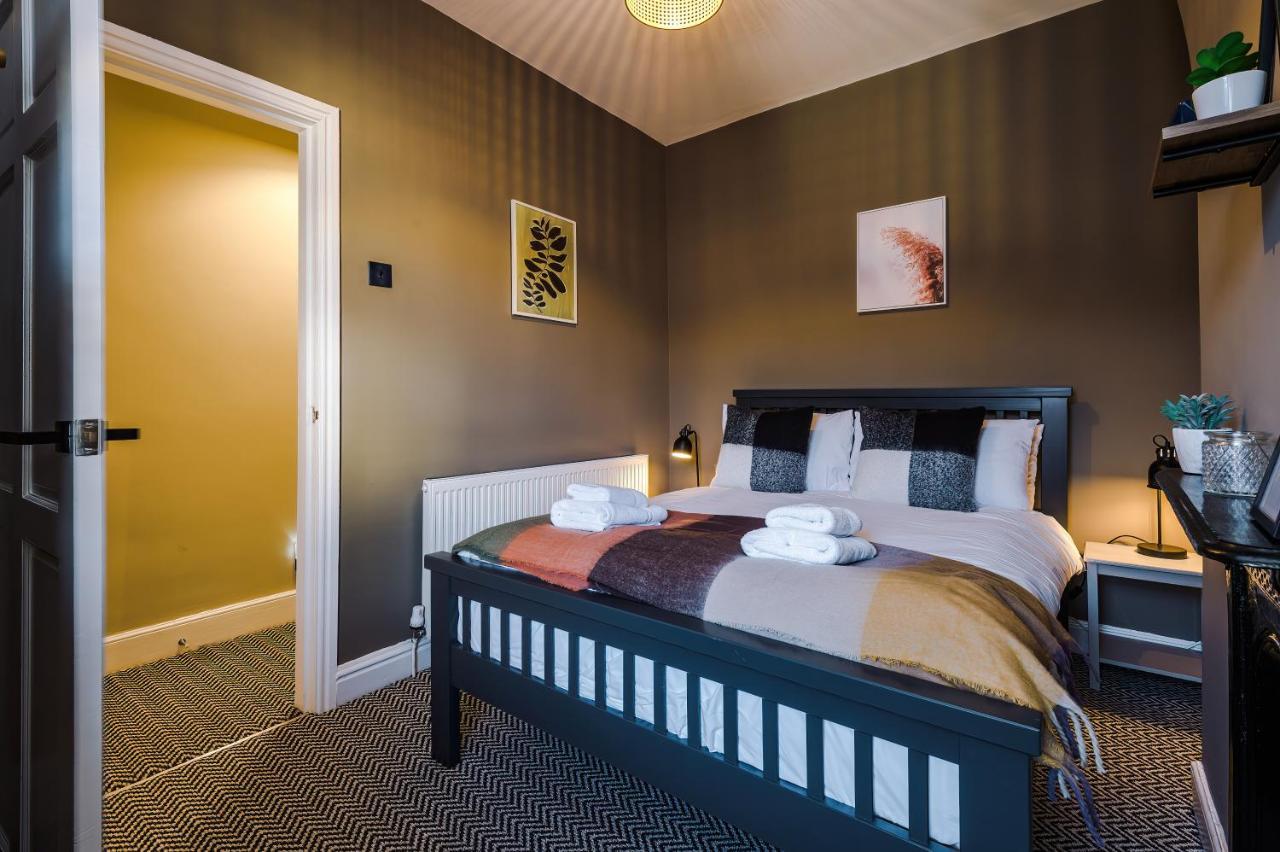 Cornwall House Chester Bagian luar foto